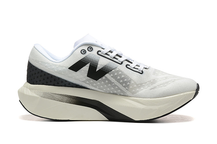 New Balance SC Elite V4