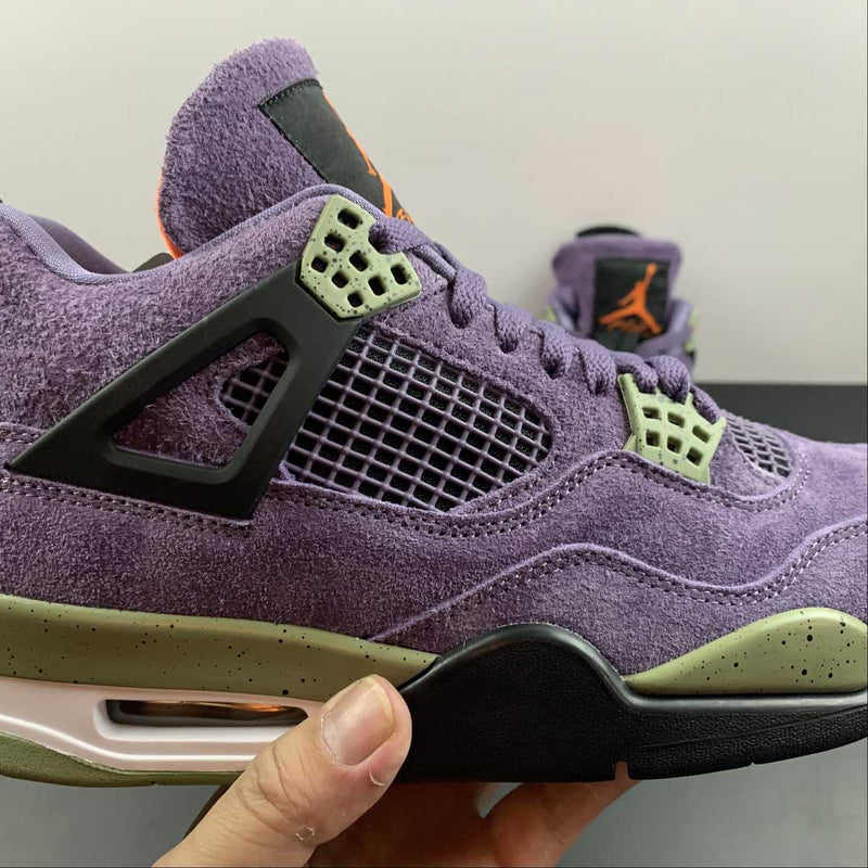 Nike Air Jordan 4 Retrô