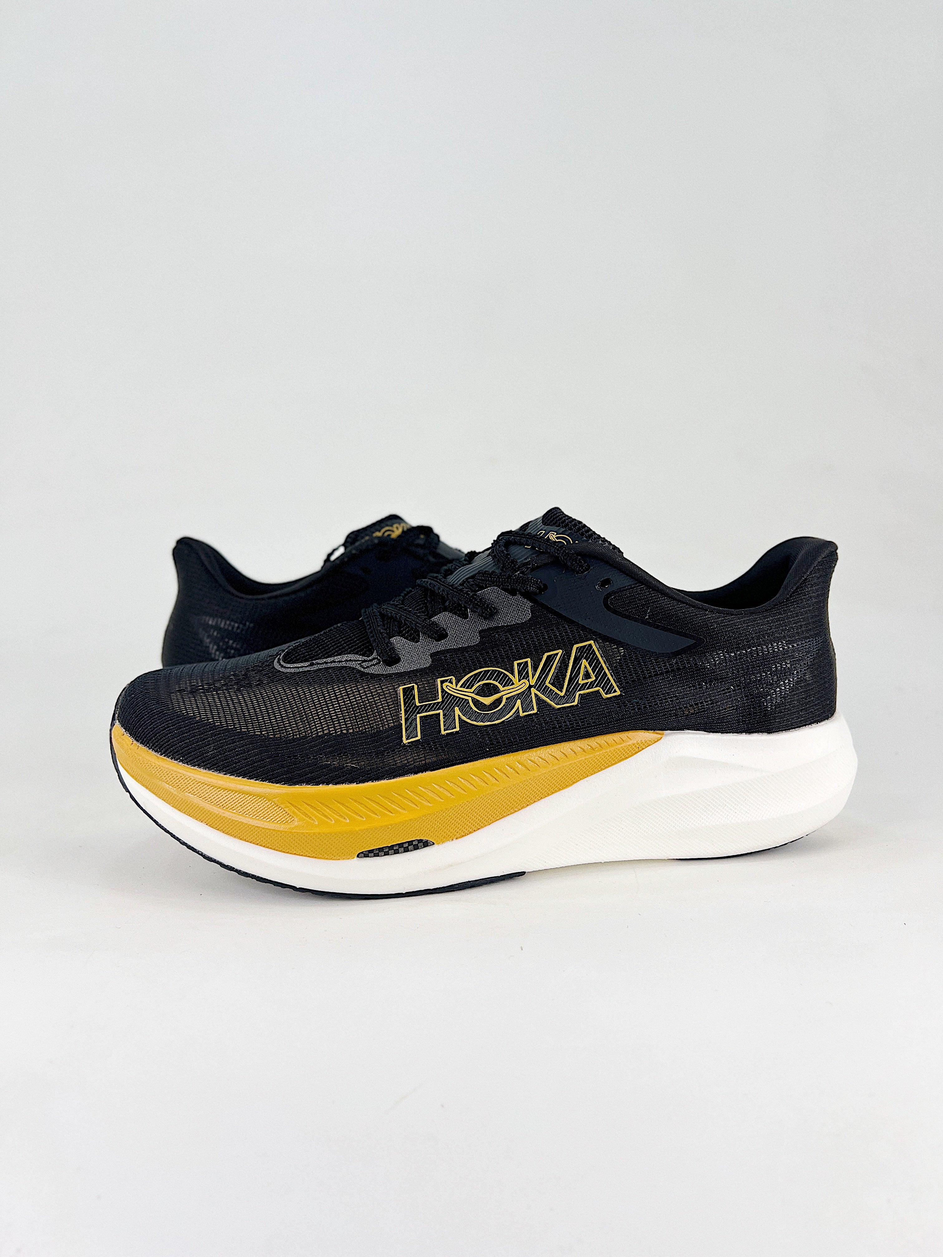Hoka Rocket X3