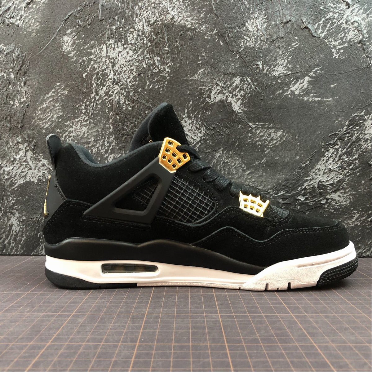 Nike Air Jordan 4 – Factory Outlet