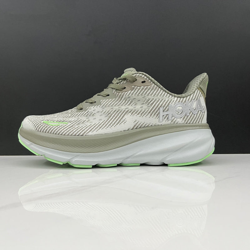 Hoka Clifton 9