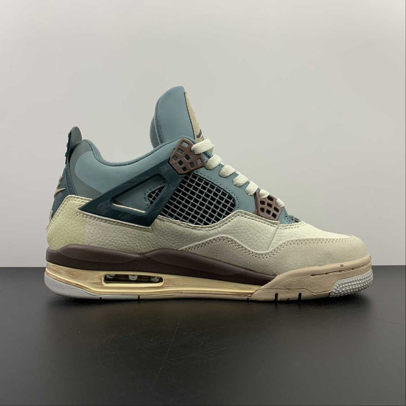 Nike Air Jordan 4 Retrô