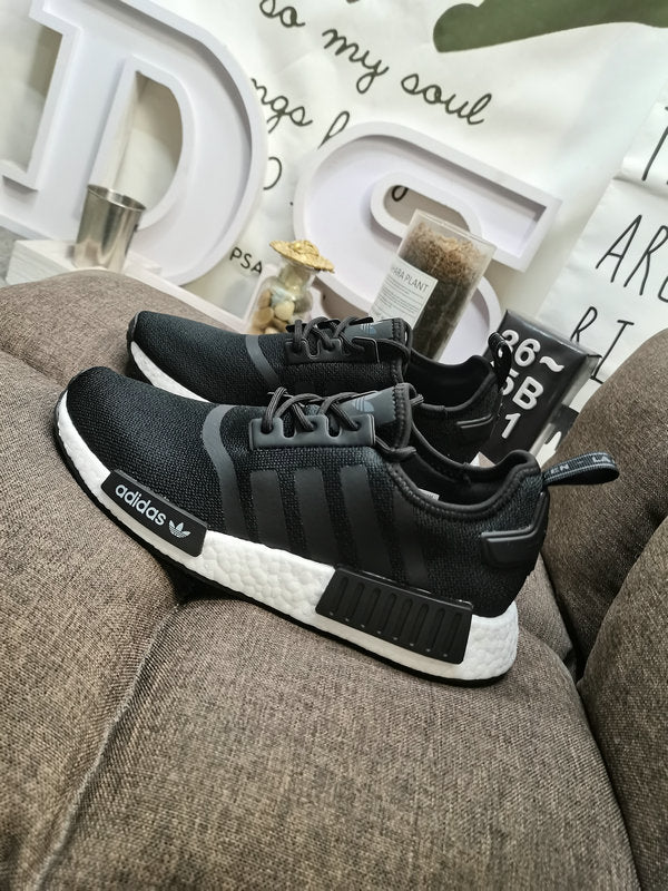 Adidas NMD R1