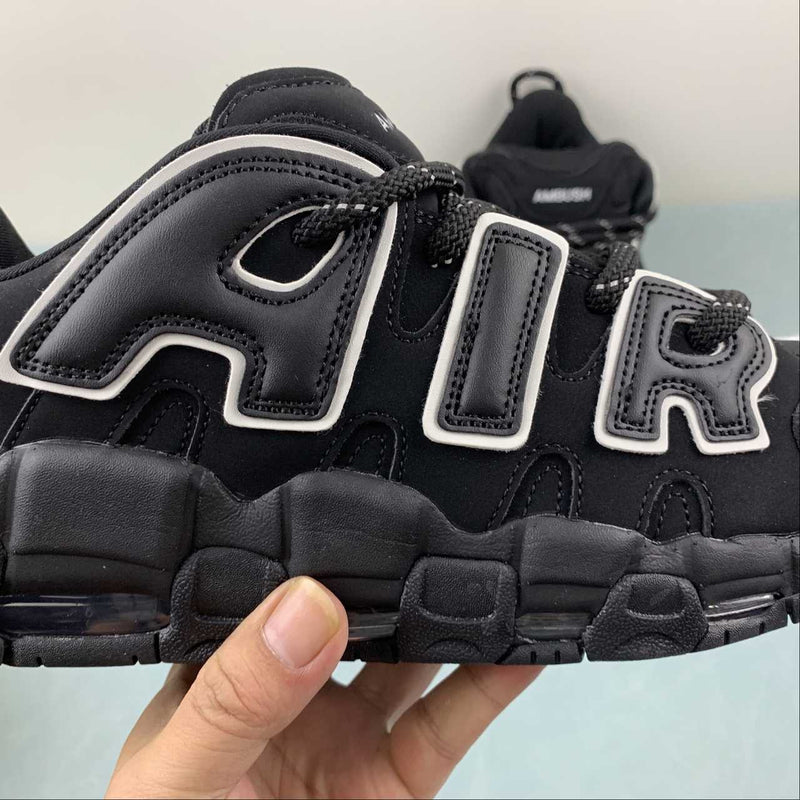 Nike Air Más Uptempo