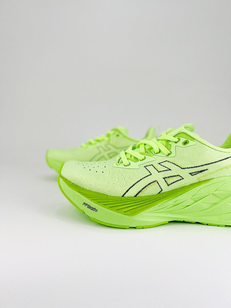 Asics Novablast 4