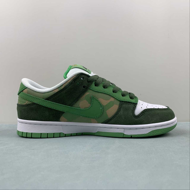 Nike SB Dunk Low