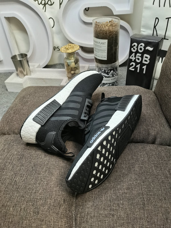 Adidas NMD R1