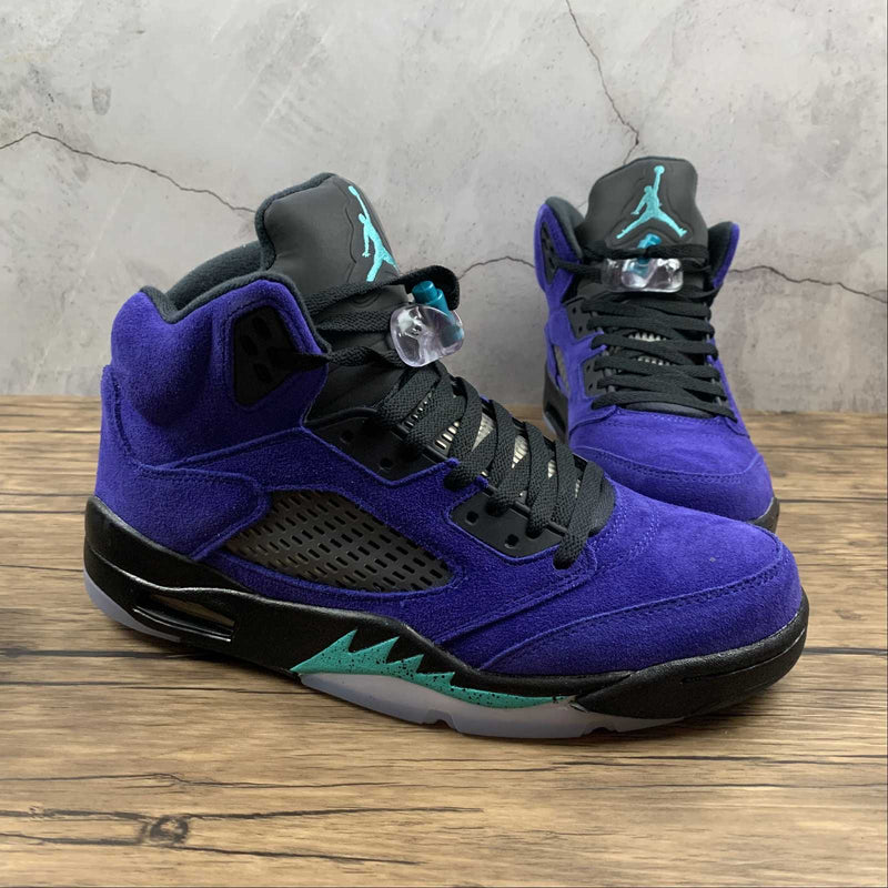 Nike Air Jordan 5 Retro