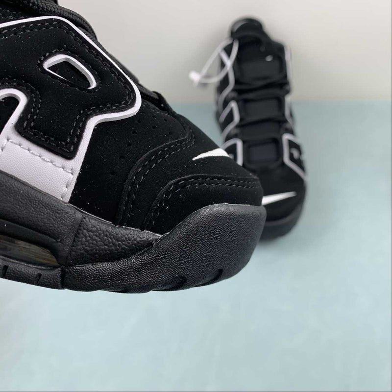 Nike Air Más Uptempo