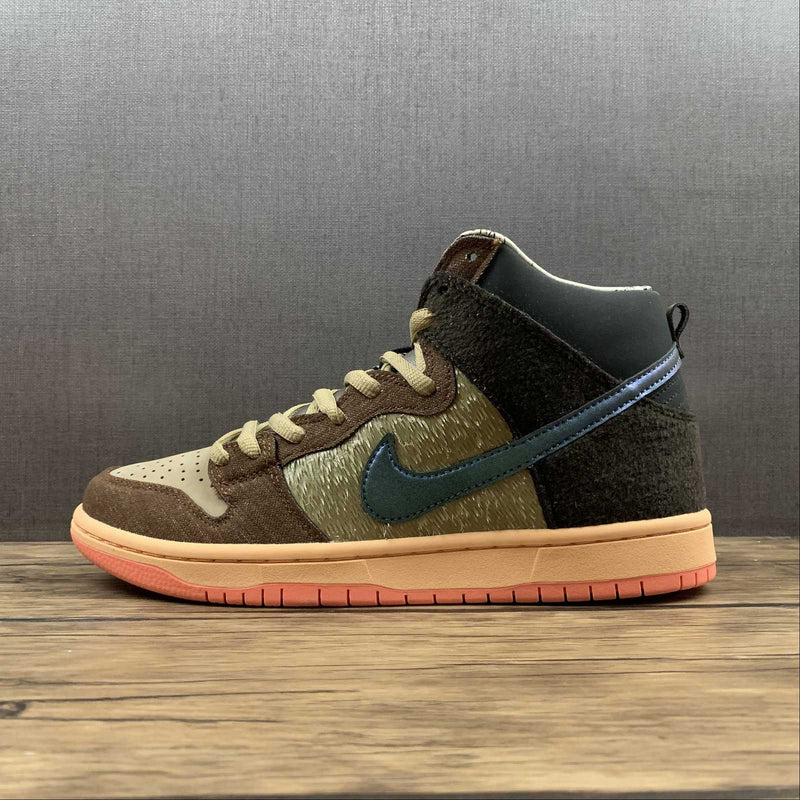 Nike SB Dunk Altas