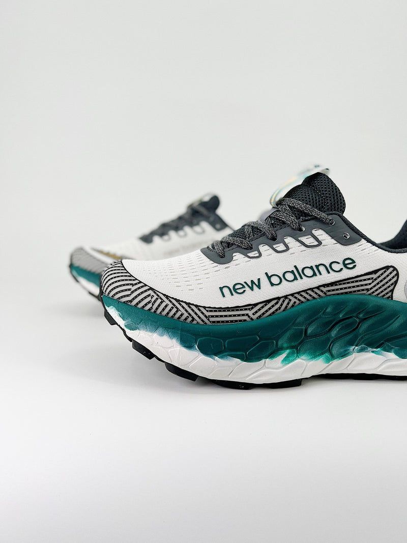 New Balance Trail More V3