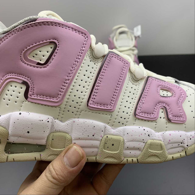 Nike Air Más Uptempo