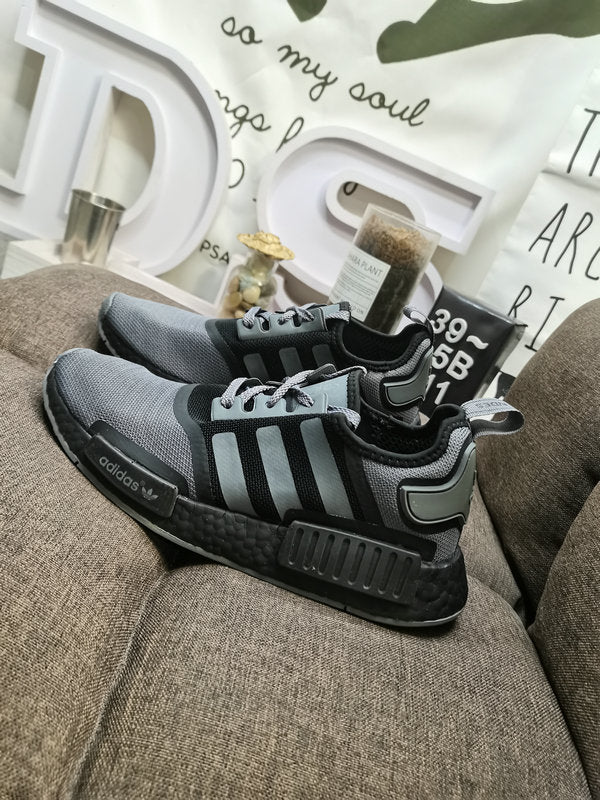 Adidas NMD R1