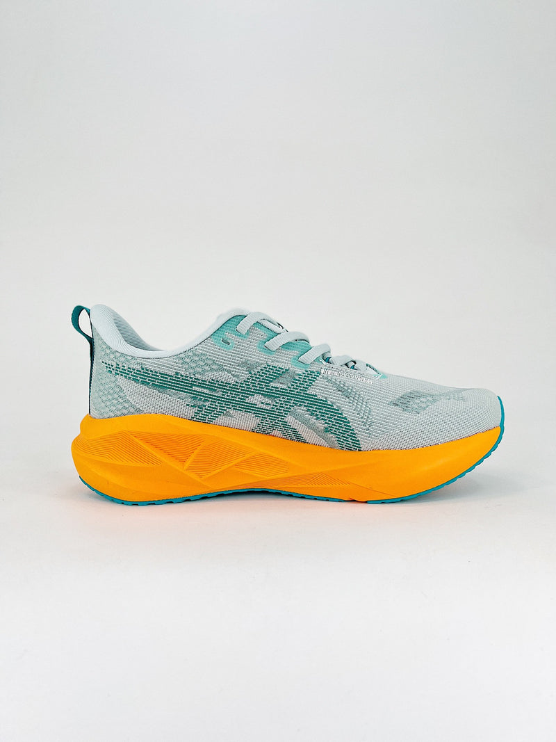 Asics Novablast 5