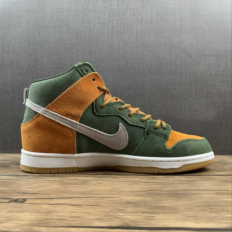 Nike SB Dunk Altas