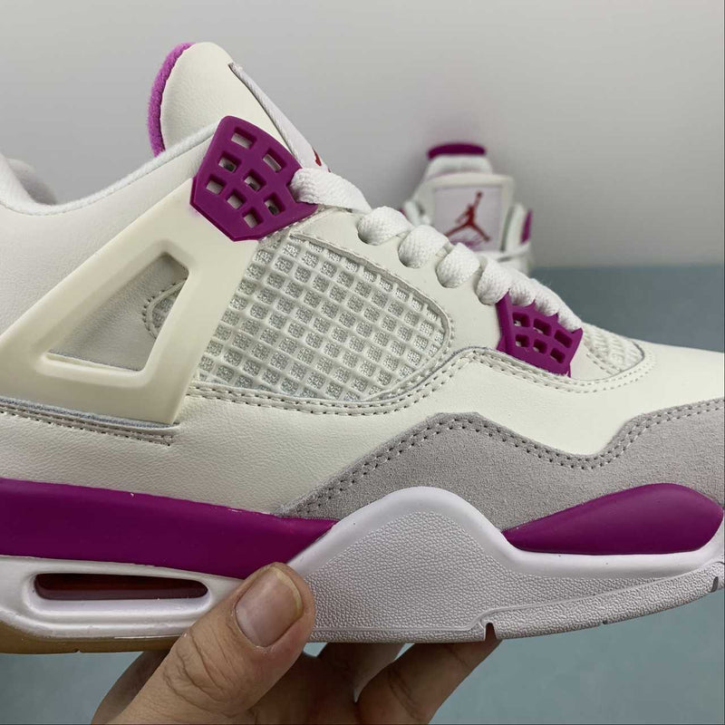 Nike Air Jordan 4 Retrô