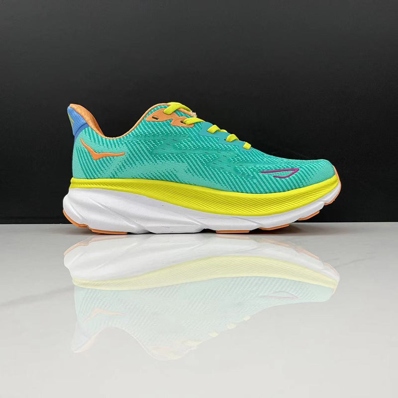 Hoka Clifton 9