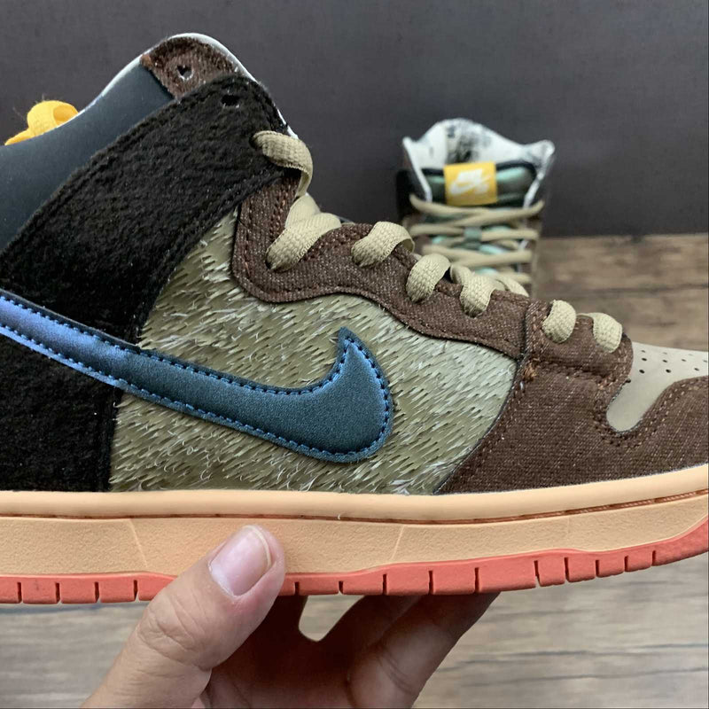 Nike SB Dunk Altas