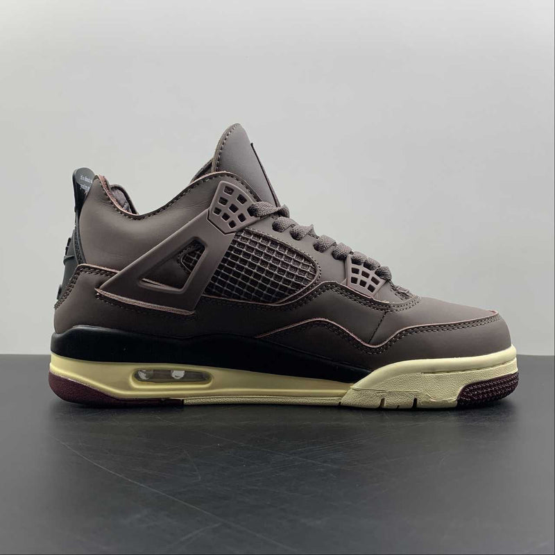 Nike Air Jordan 4 Retrô