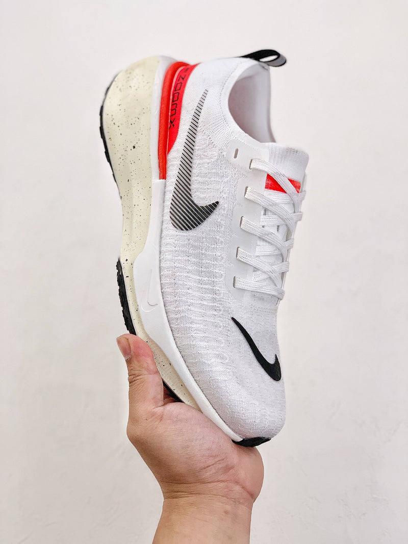 Nike Air Zoom X Invencible Run 3