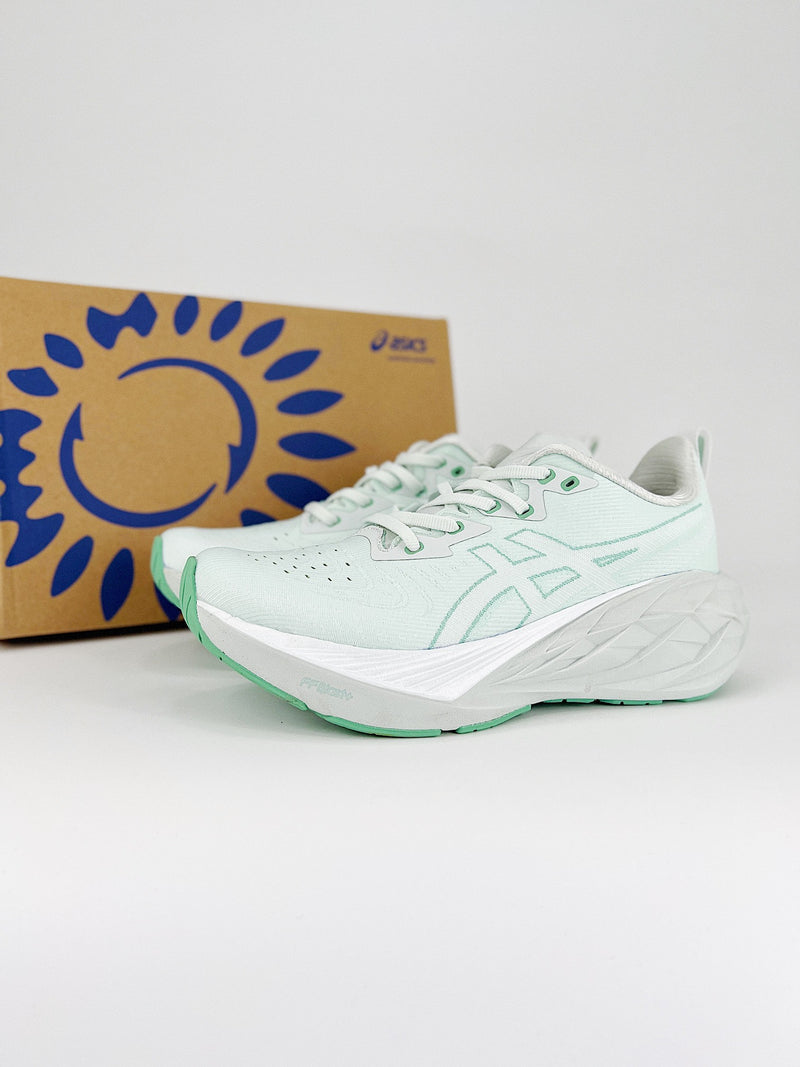 Asics Novablast 4