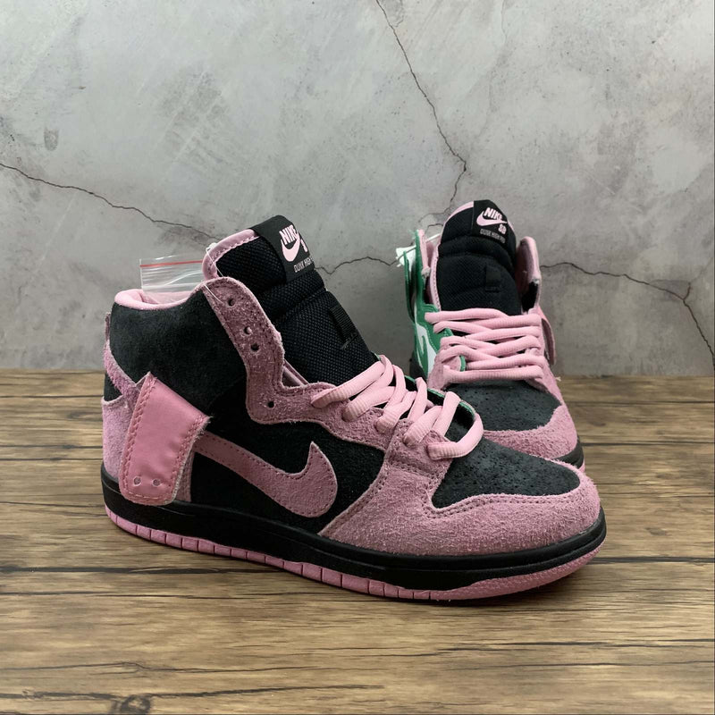 Nike SB Dunk Altas