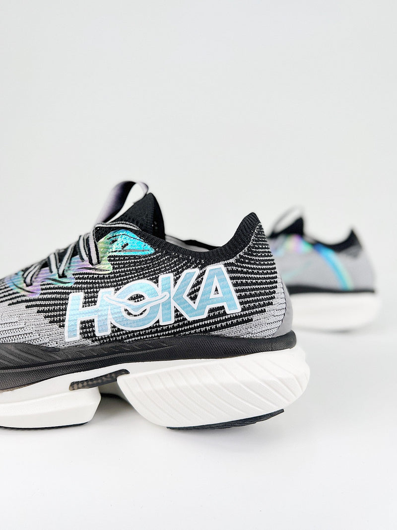 Hoka Cielo X1