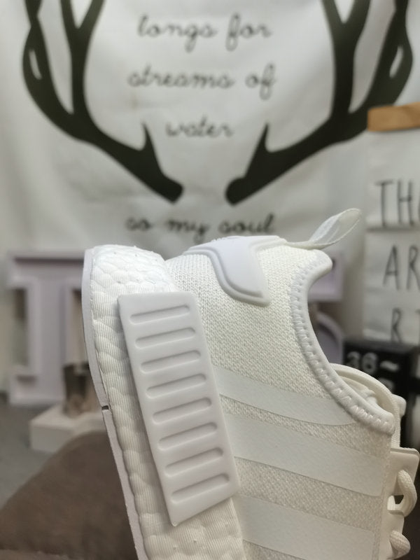 Adidas NMD R1