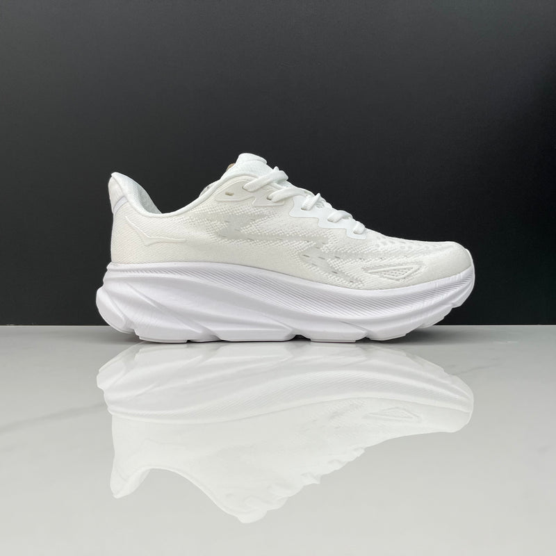 Hoka Clifton 9