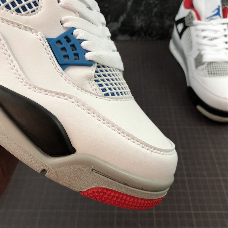 Nike Air Jordan 4 Retrô