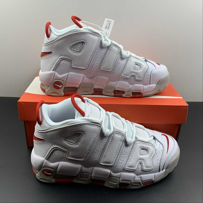 Nike Air Más Uptempo