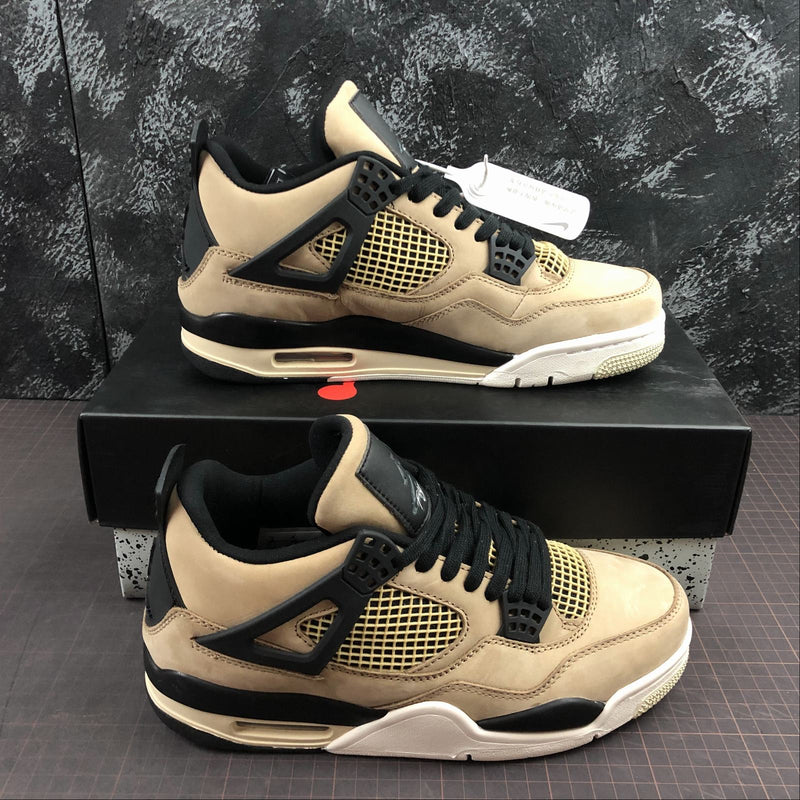 Nike Air Jordan 4 Retrô