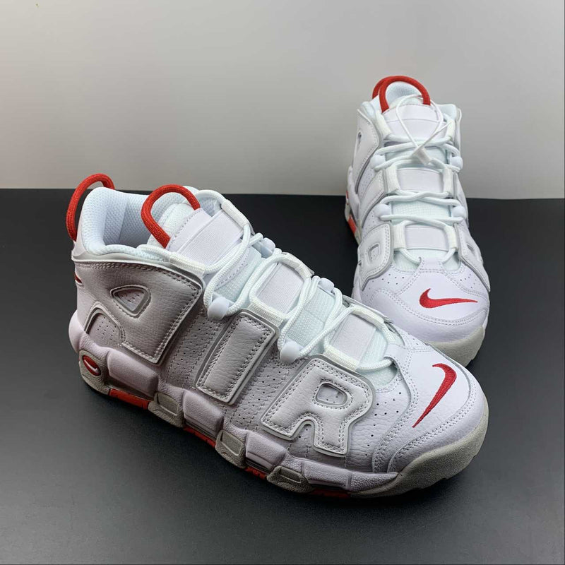 Nike Air Más Uptempo