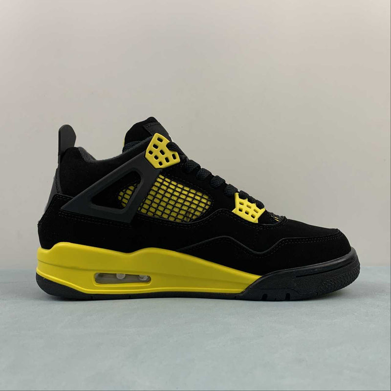 Nike Air Jordan 4 Retrô