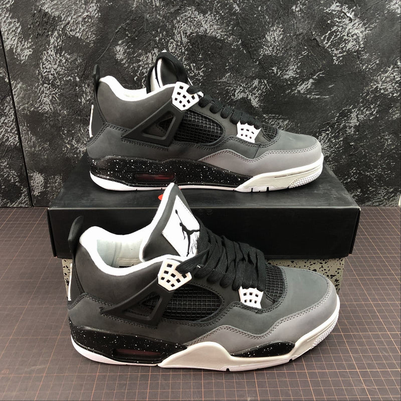 Nike Air Jordan 4 Retro