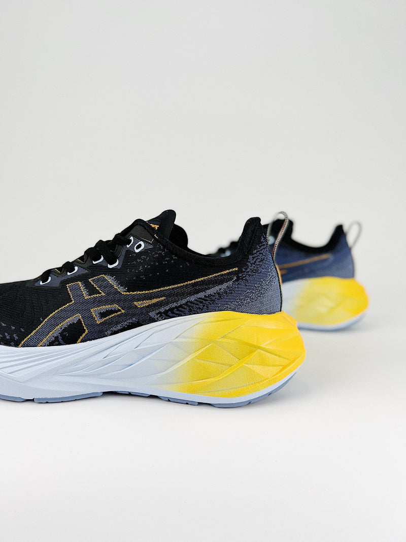 Asics Novablast 4