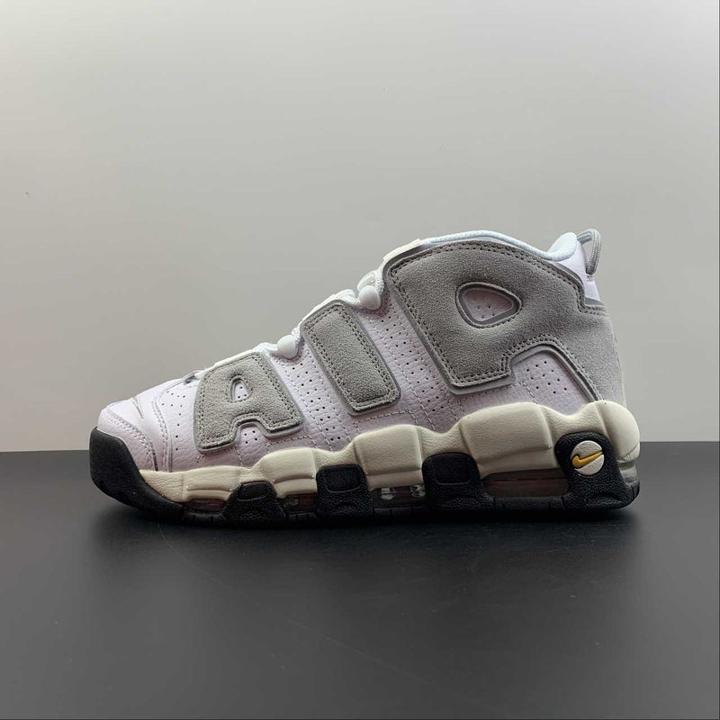 Nike Air Más Uptempo