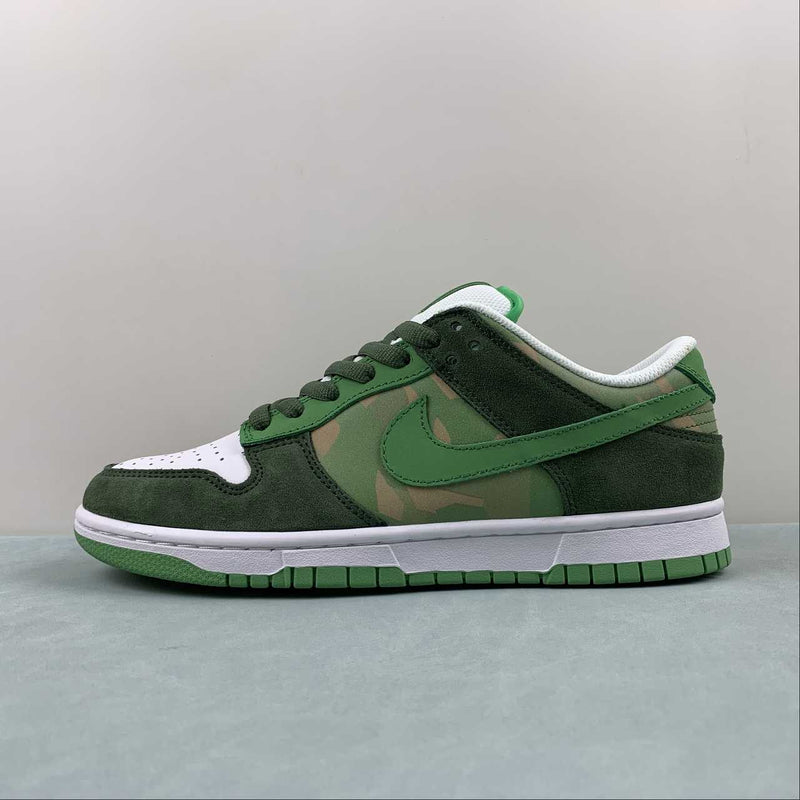 Nike SB Dunk Low