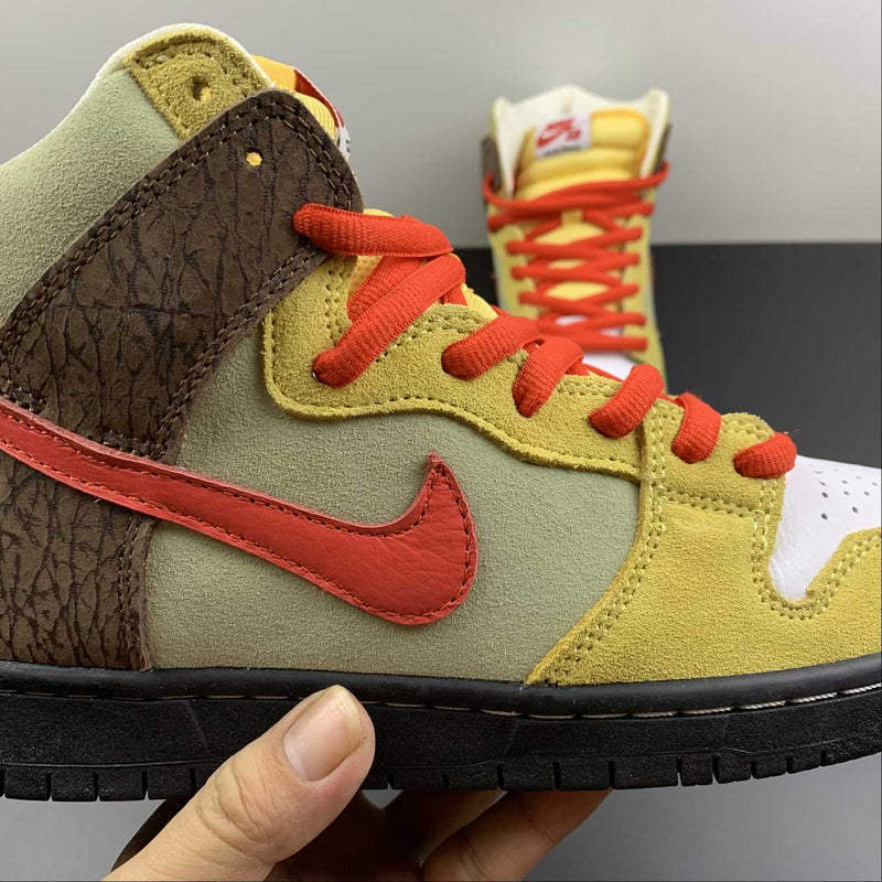 Nike SB Dunk Altas