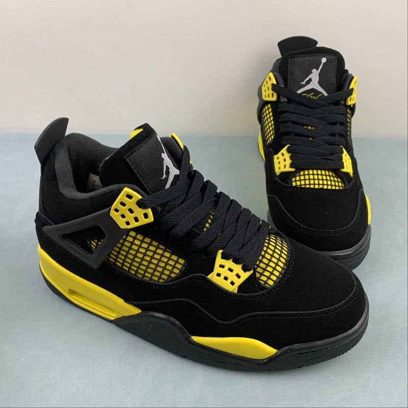 Nike Air Jordan 4 Retro