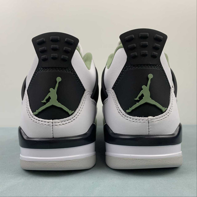 Nike Air Jordan 4 Retrô