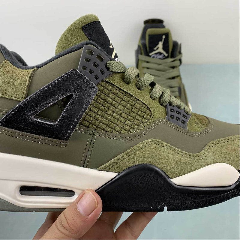 Nike Air Jordan 4 Retrô