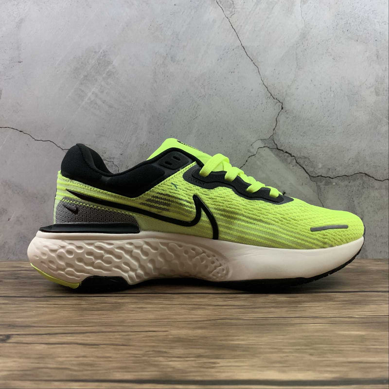 Nike Air ZoomX Invincible Run FK