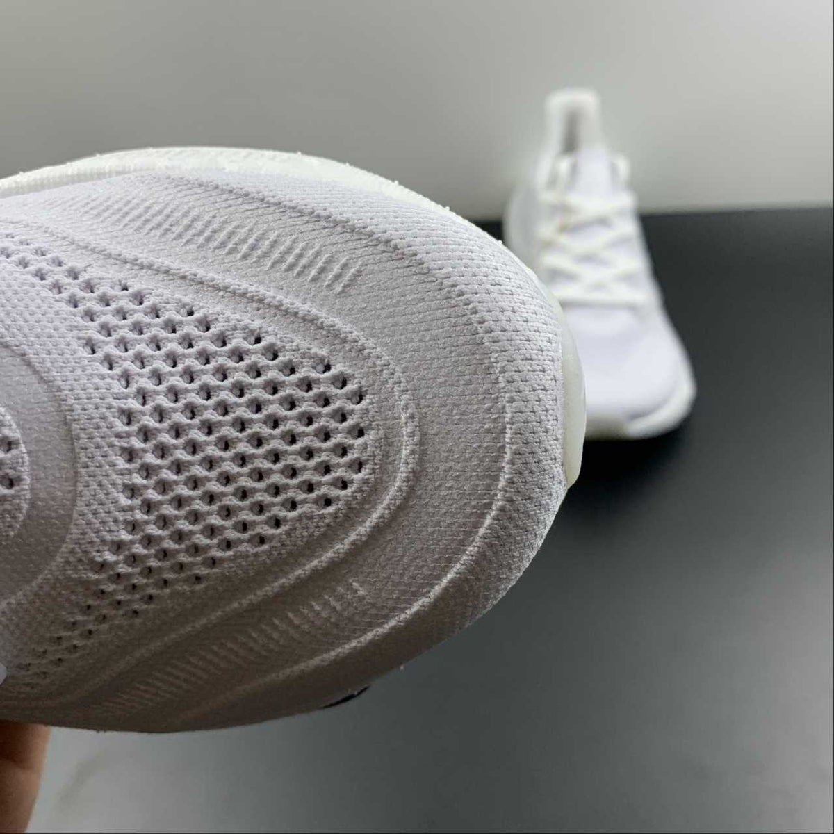 Adidas Ultraboost Light 23 – Factory Outlet
