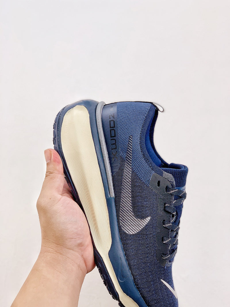 Nike Air Zoom X Invencible Run 3