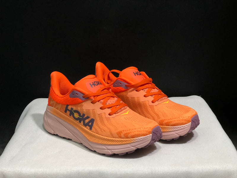 Hoka Challenger ATR 7