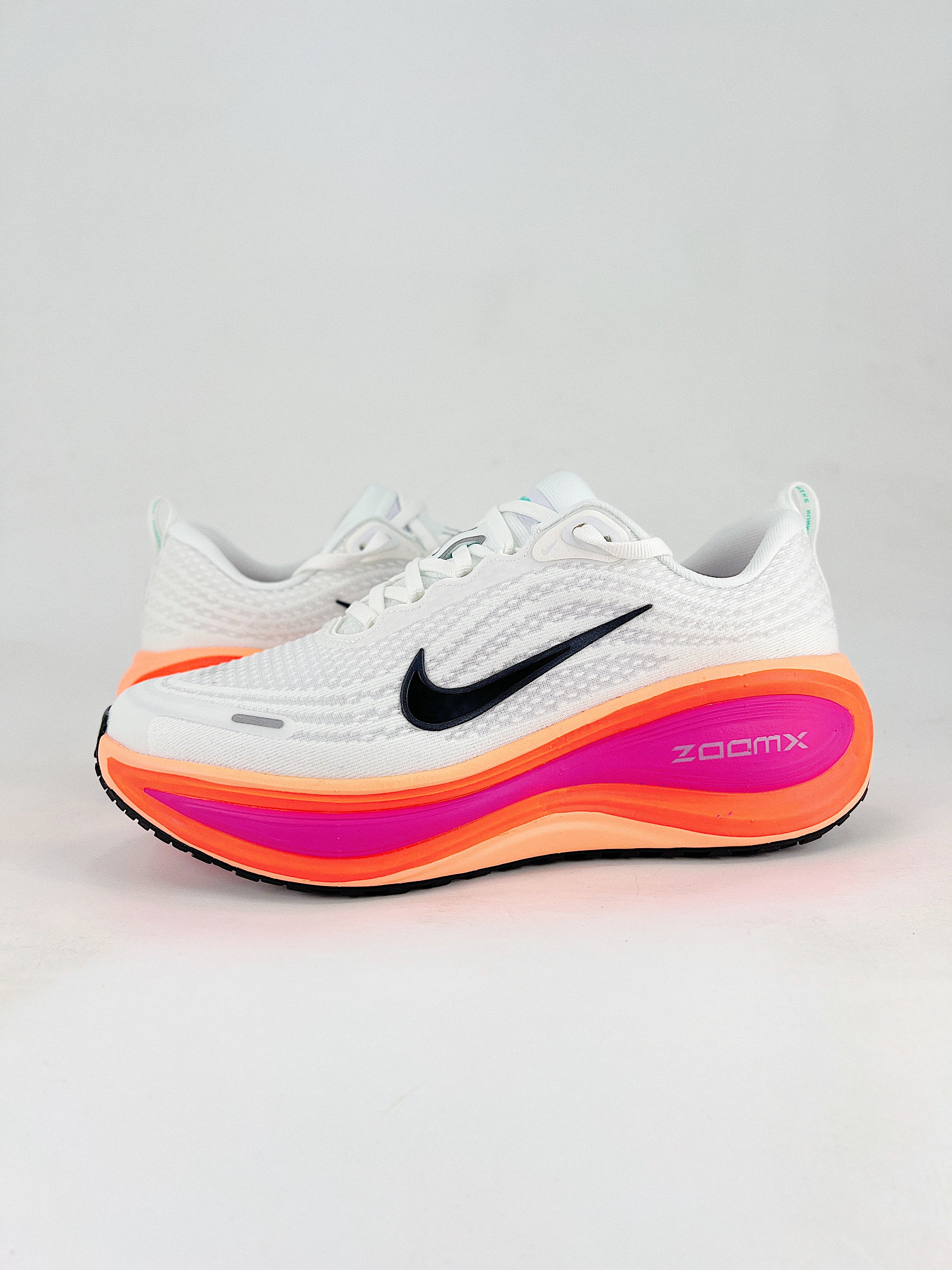 Nike Vomero Plus