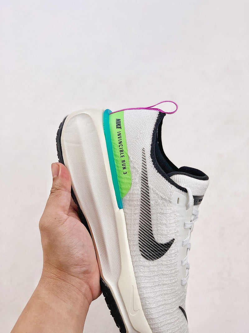 Nike Air Zoom X Invencible Run 3