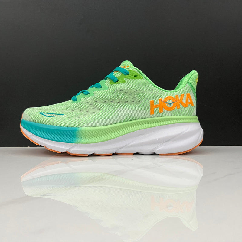 Hoka Clifton 9