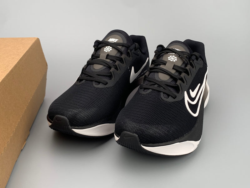 Nike Air ZoomX Fly 5